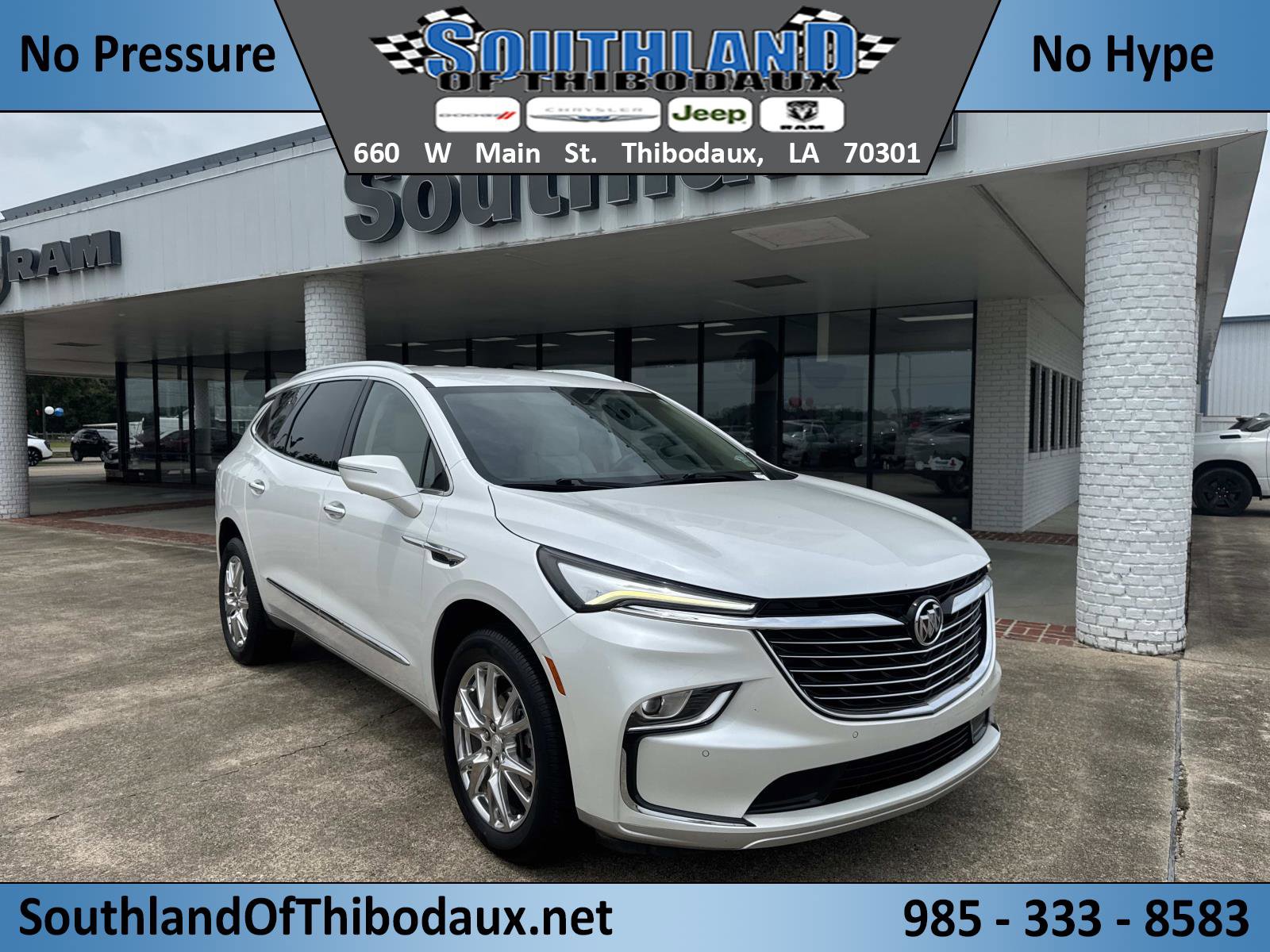 Used 2022 Buick Enclave Premium w/ Surround and Sites Package FWD image 1