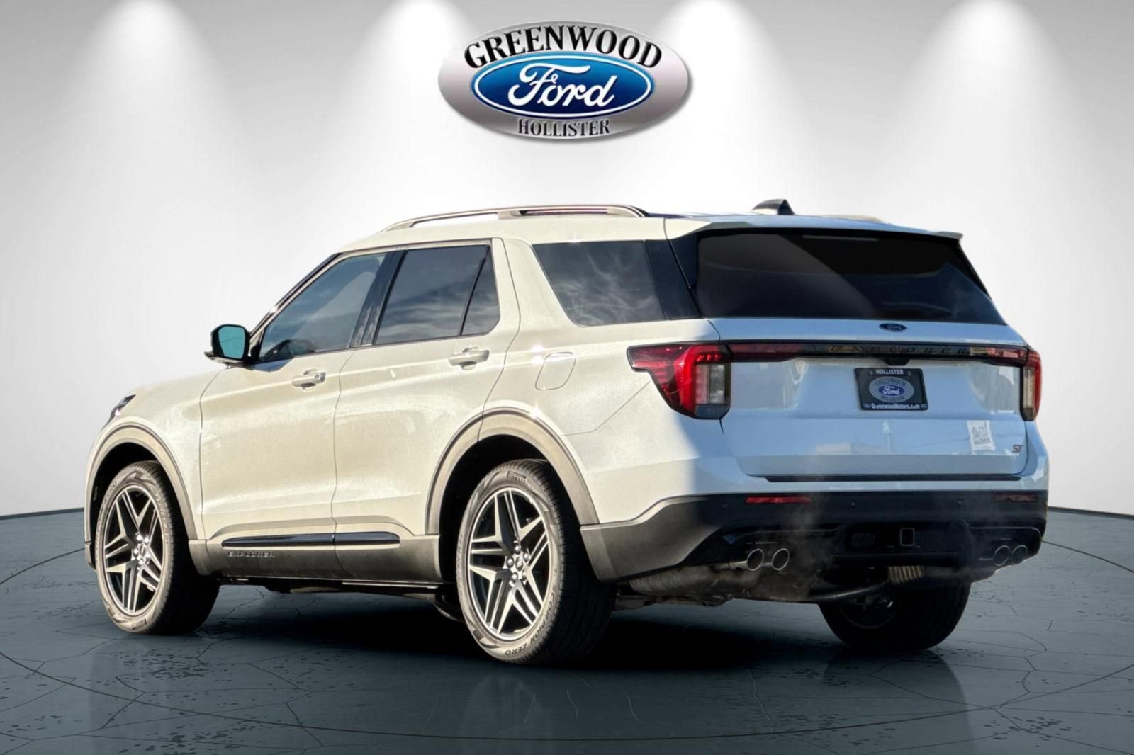 New 2026 Ford Explorer ST w/ Sun And Sound Package image 6