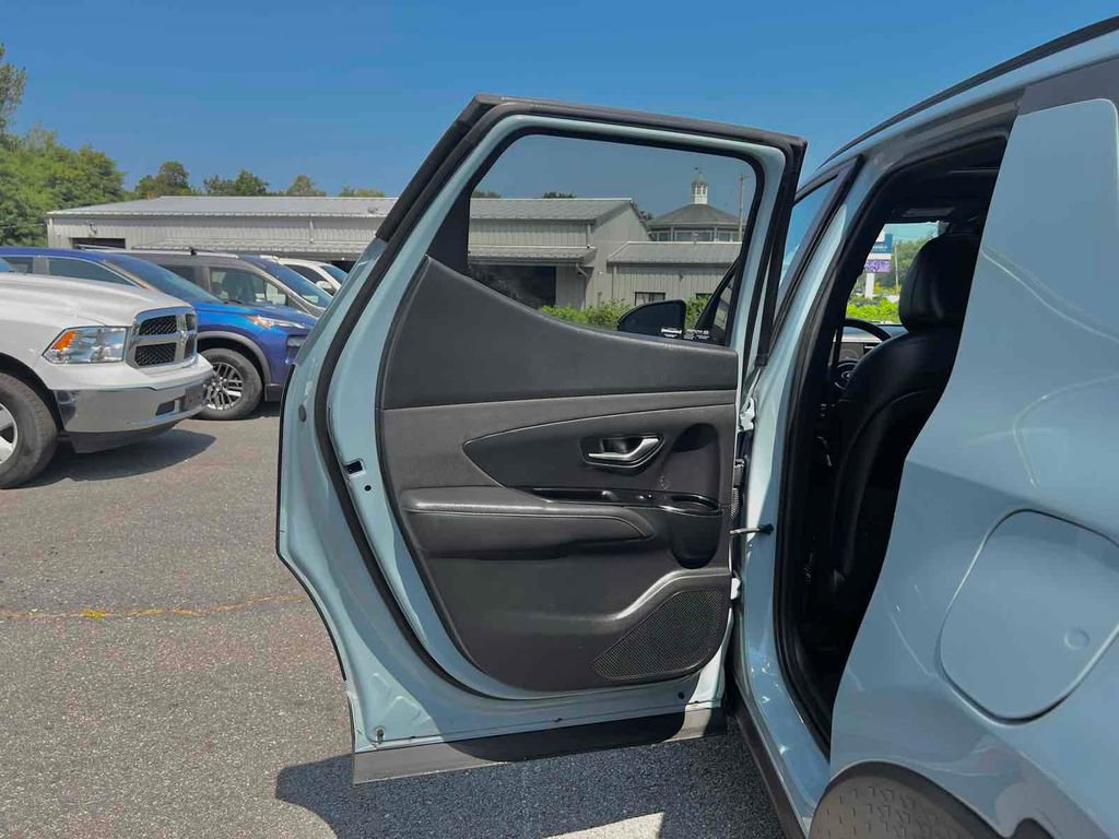 Used 2024 Hyundai Santa Cruz Limited image 17