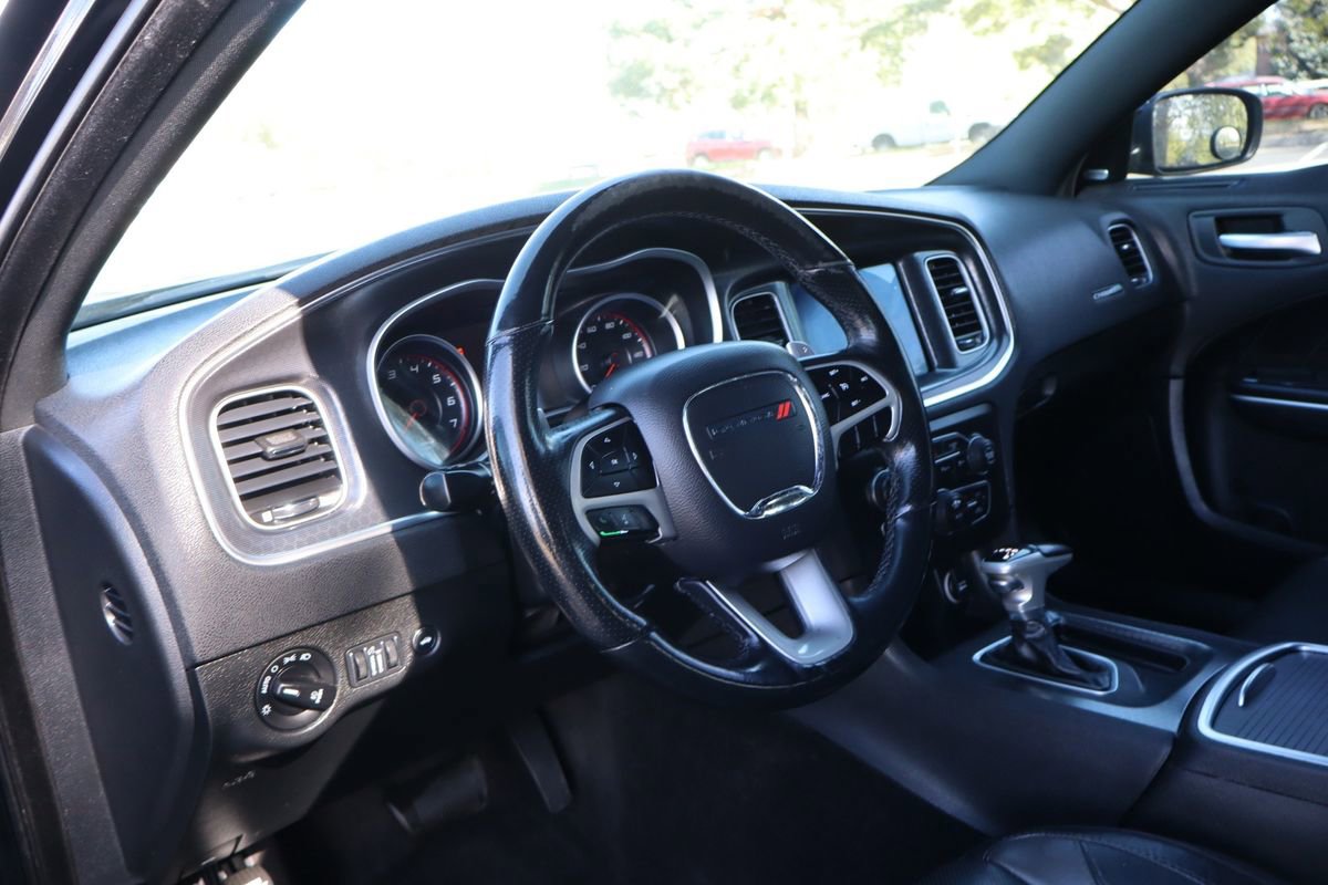 Used 2018 Dodge Charger GT AWD/4WD image 15