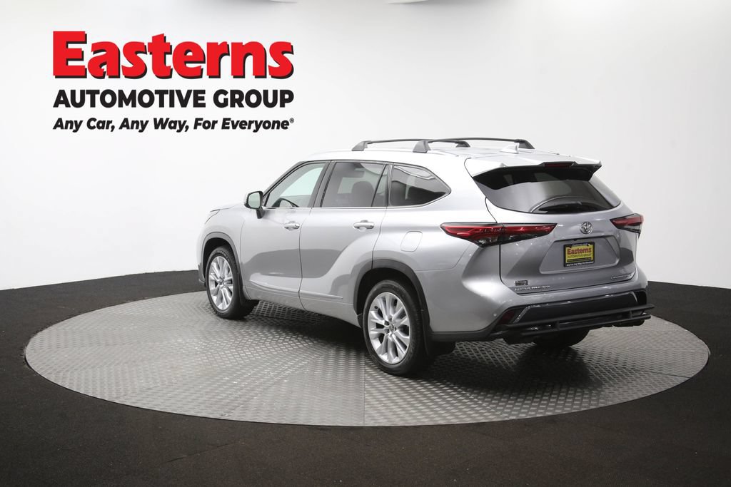 Used 2021 Toyota Highlander Limited AWD/4WD image 69