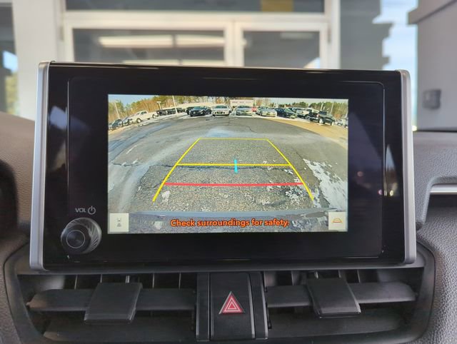 Used 2025 Toyota RAV4 XLE image 23