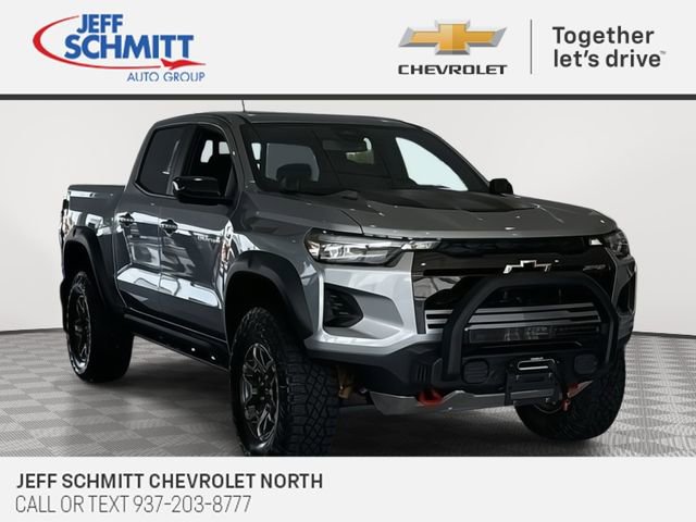 New 2025 Chevrolet Colorado ZR2 w/ Off-Road Front Bumper Package image 1
