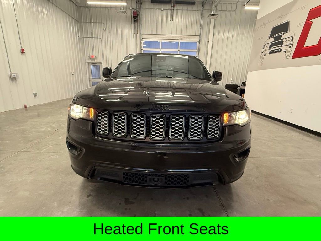 Used 2021 Jeep Grand Cherokee Laredo X image 13