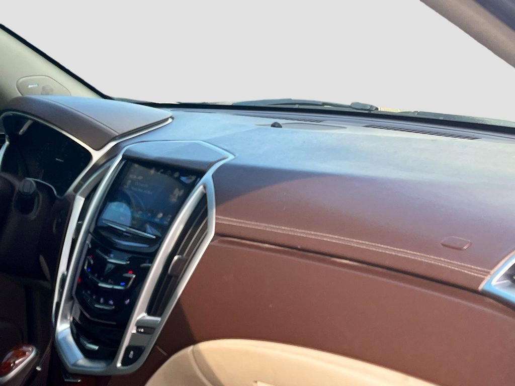 Used 2016 Cadillac SRX Luxury w/ Driver Awareness Package image 28