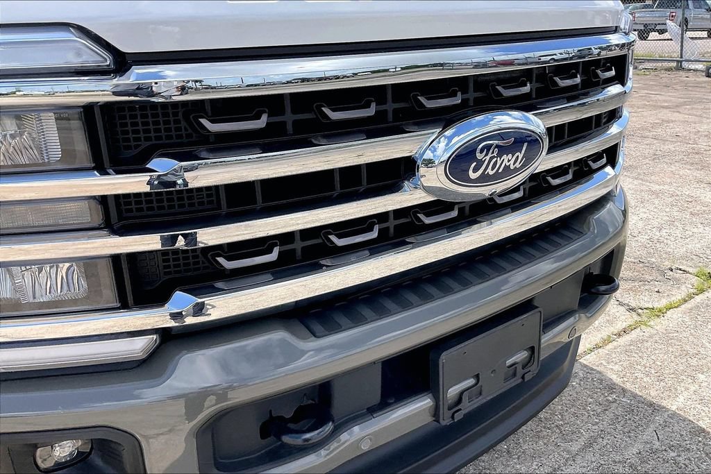 Used 2026 Ford F250 King Ranch w/ FX4 Off-Road Package AWD/4WD image 34