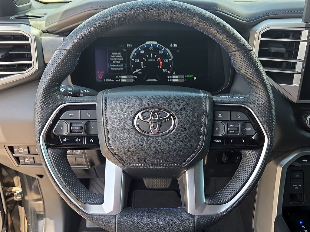 Used 2024 Toyota Sequoia Platinum AWD/4WD image 21
