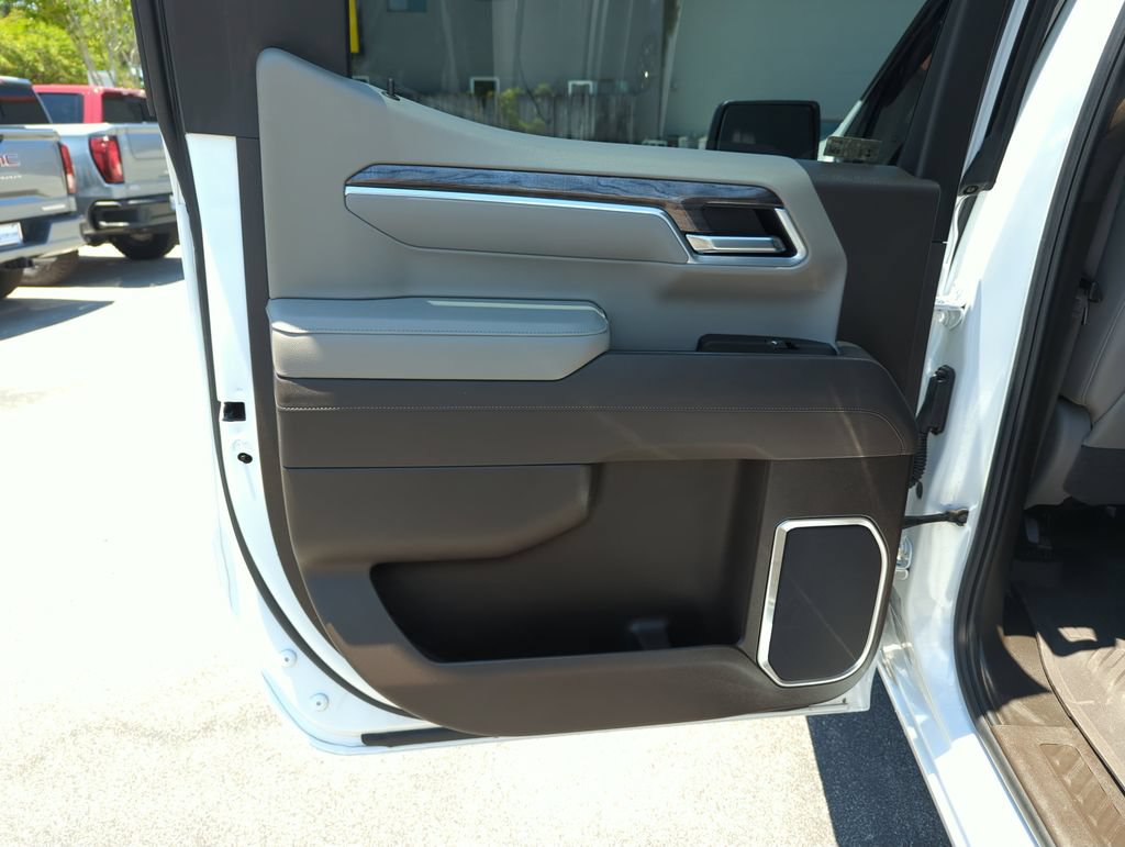 Used 2025 Chevrolet Silverado 1500 LTZ w/ LTZ Premium Texas Edition AWD/4WD image 28