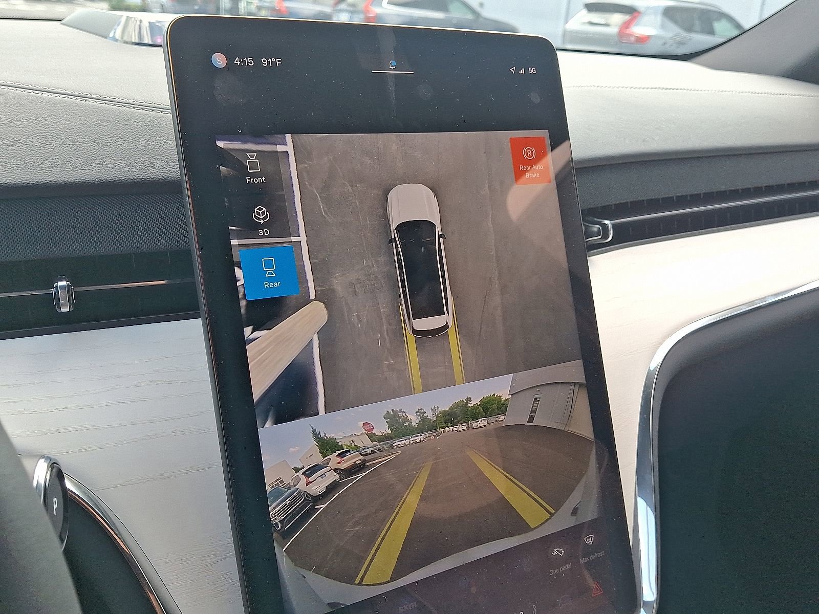 New 2025 Volvo EX90 Ultra image 18