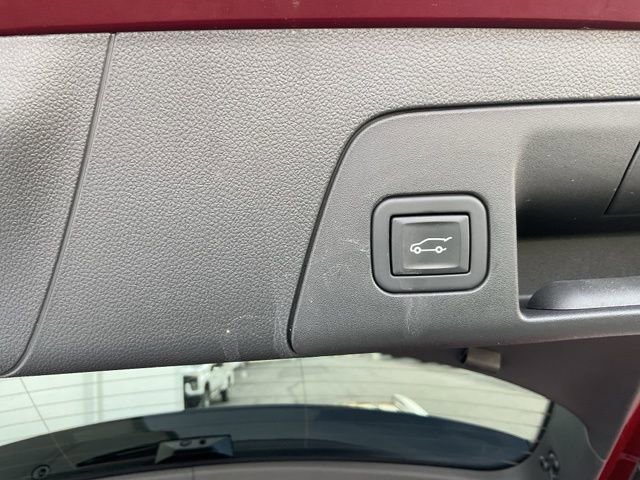 Used 2023 Buick Envision Avenir image 9