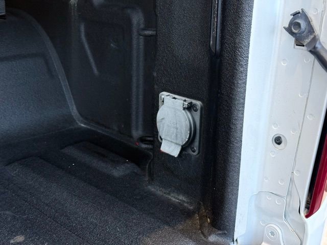 Used 2021 Chevrolet Silverado 1500 High Country w/ Z71 Off-Road Package image 5