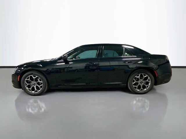 Used 2017 Chrysler 300 S image 9