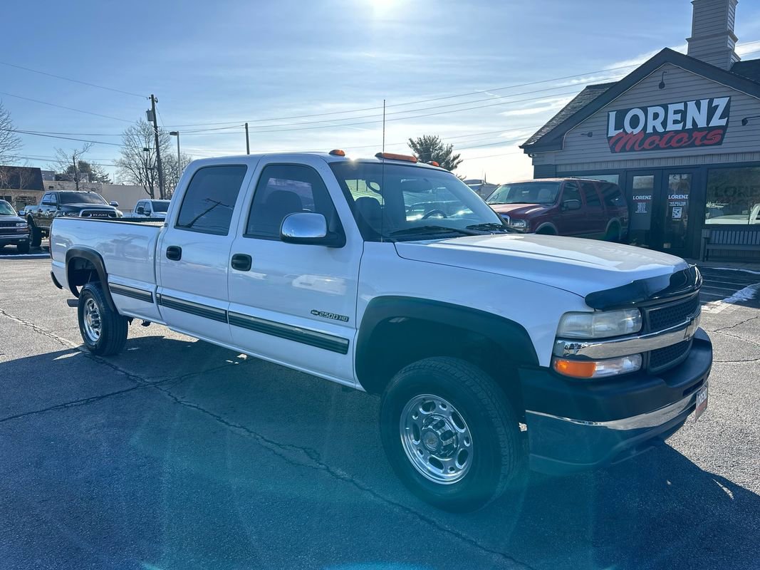 Used 2001 Chevrolet Silverado 2500 LS w/ Off-Road Skid Plate Pkg image 3