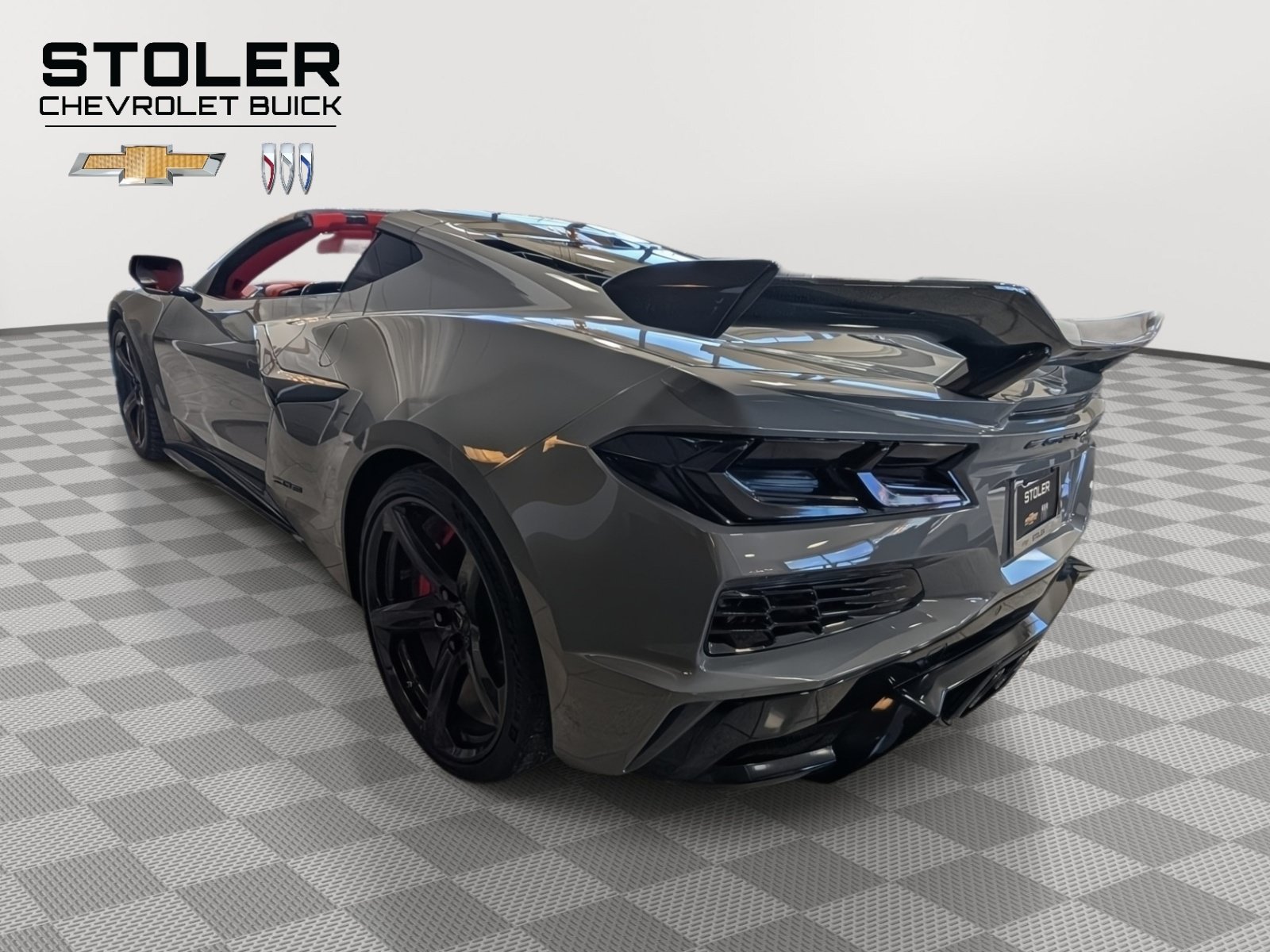 Used 2024 Chevrolet Corvette Z06 w/ Z07 Performance Package RWD image 3