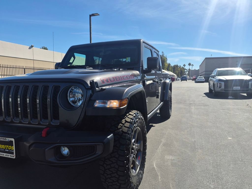 Used 2022 Jeep Gladiator Rubicon w/ Cold Weather Group AWD/4WD image 3