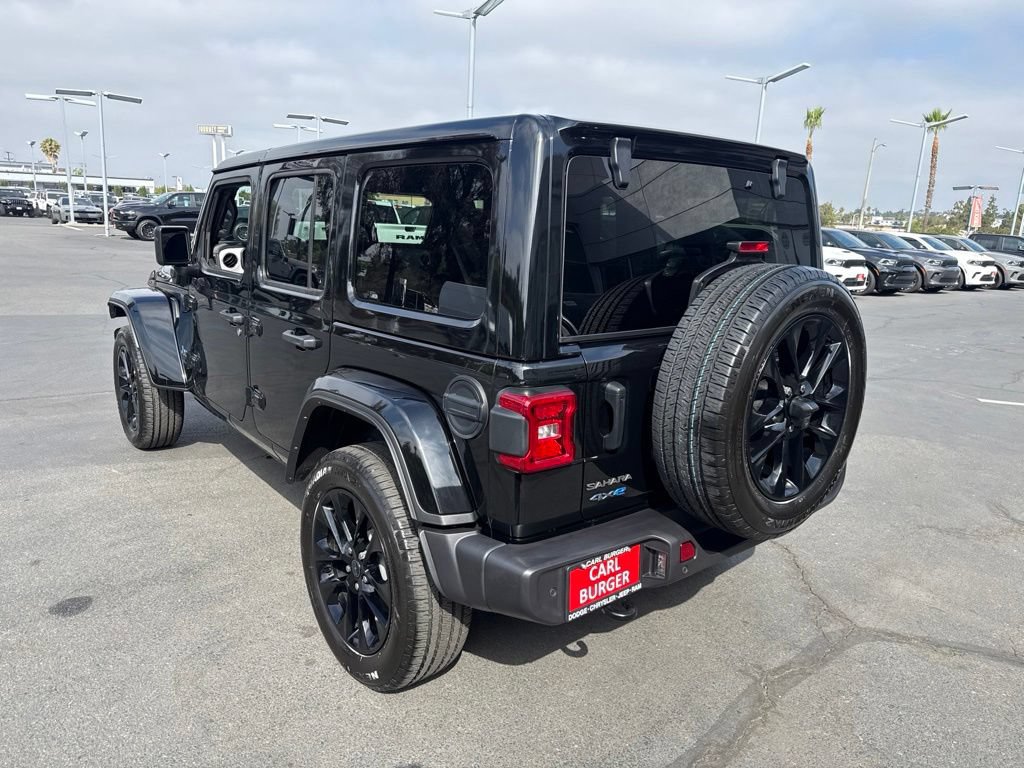 Certified 2025 Jeep Wrangler Unlimited Sahara w/ Safety Group AWD/4WD image 5