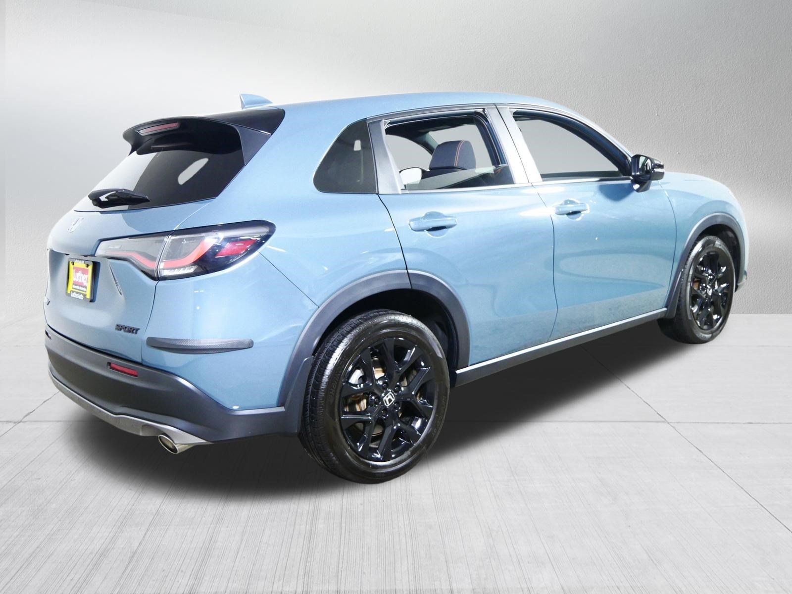 Used 2025 Honda HR-V Sport image 7