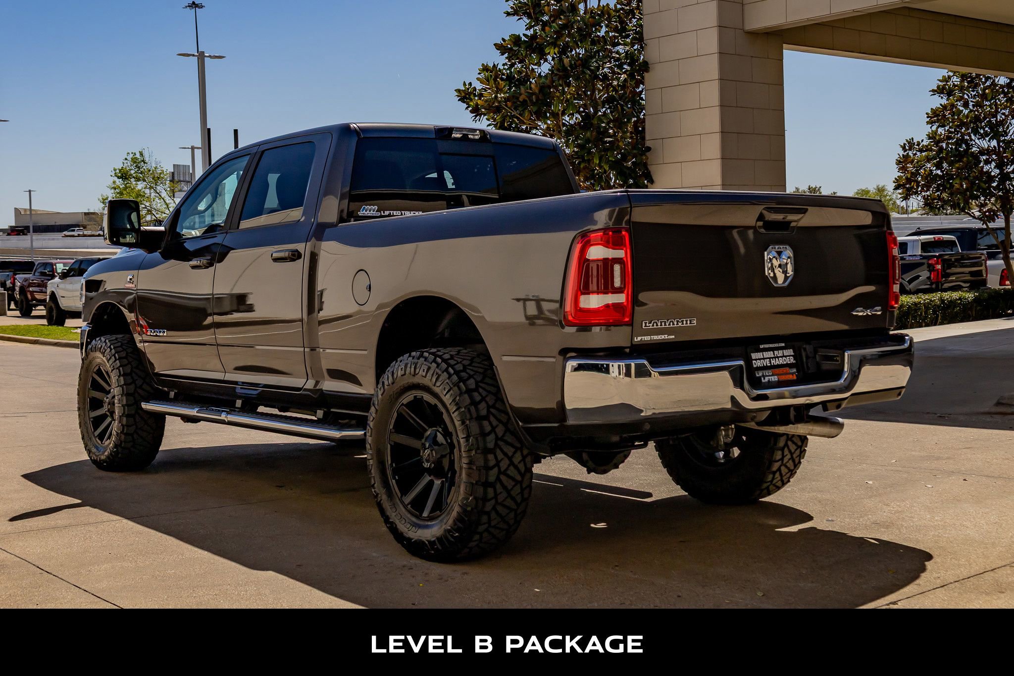 Used 2024 RAM 2500 Laramie AWD/4WD image 7
