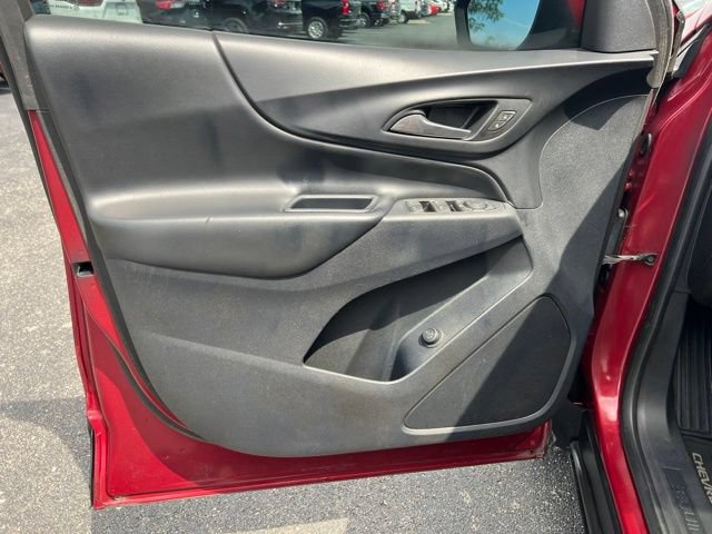Used 2018 Chevrolet Equinox LT w/ Sun & Infotainment Package FWD image 26