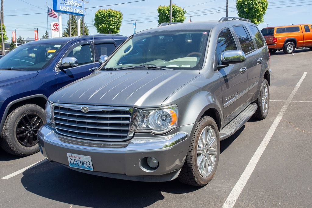 Used 2008 Chrysler Aspen Limited AWD/4WD image 3