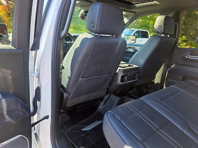 Used 2023 Chevrolet Silverado 1500 High Country w/ High Country Premium Package AWD/4WD image 20