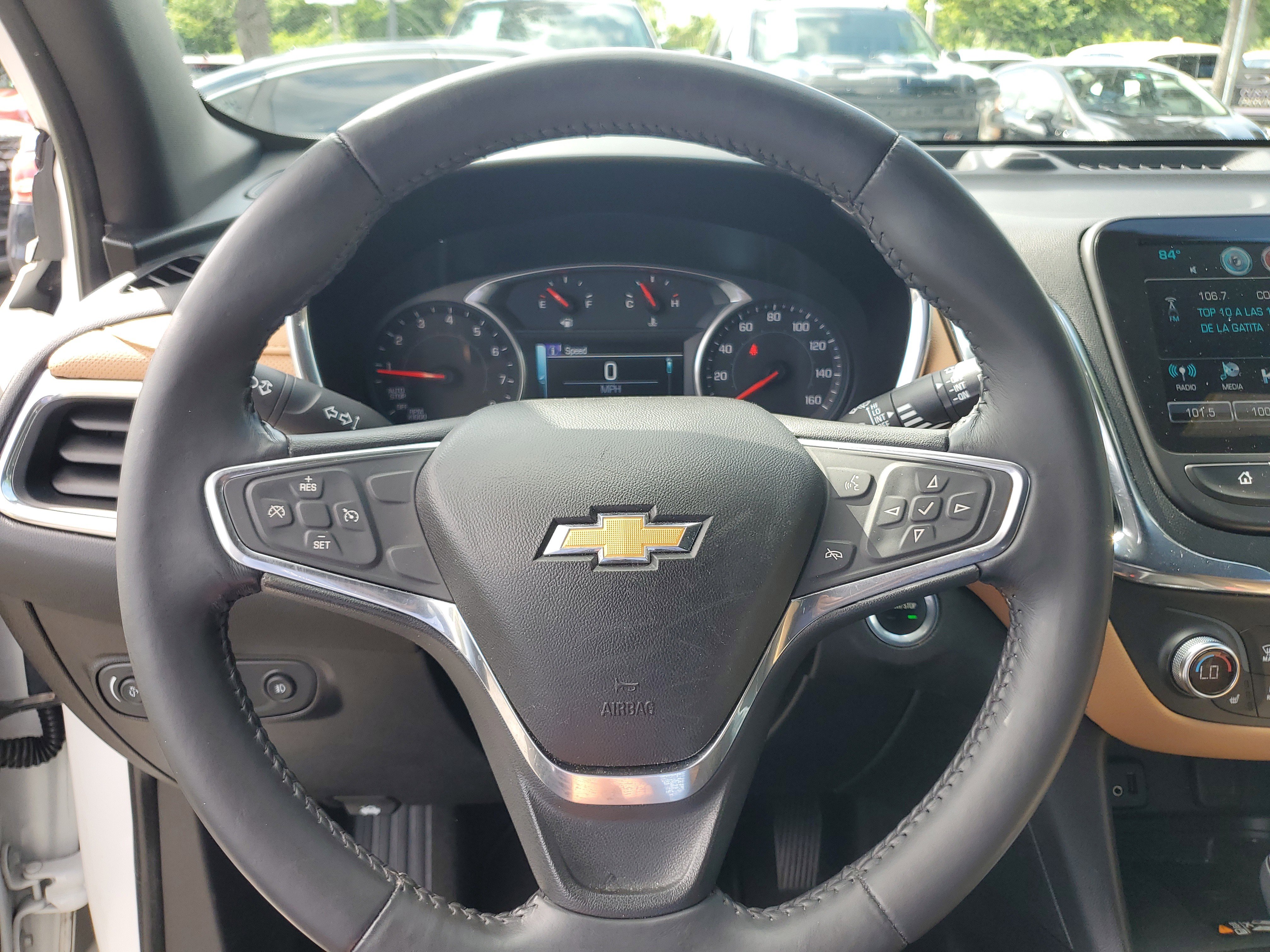 Used 2018 Chevrolet Equinox Premier FWD image 19