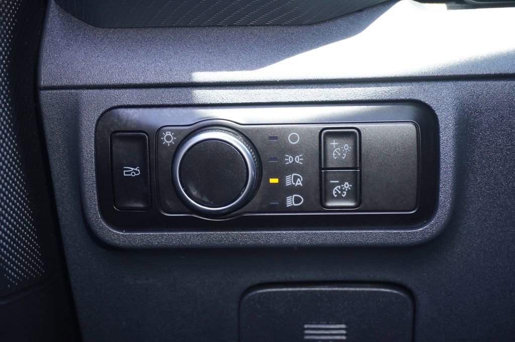 Used 2025 Ford Mustang Convertible RWD image 14