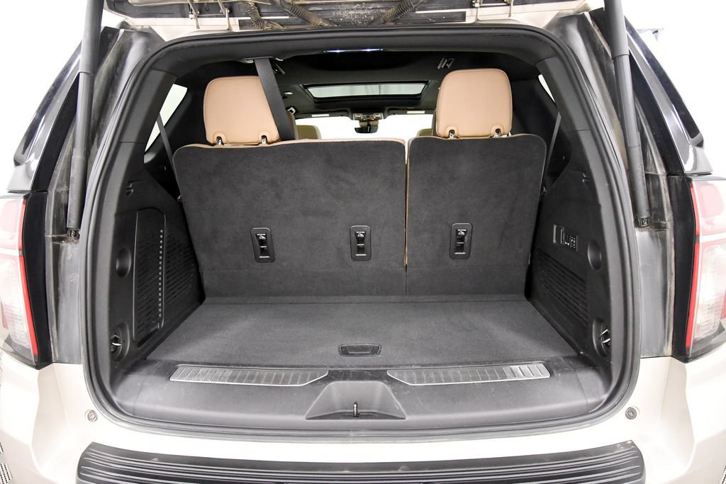 Used 2023 Chevrolet Tahoe Premier AWD/4WD image 7