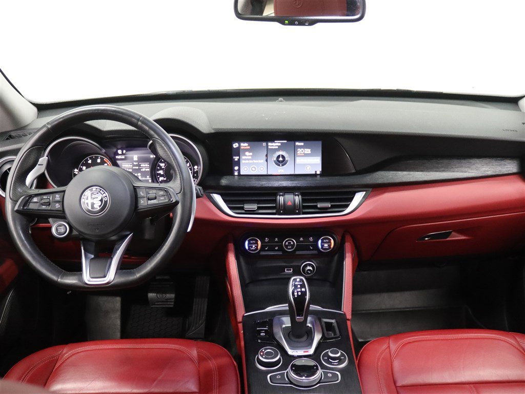 Used 2021 Alfa Romeo Stelvio Sprint w/ Nero Edizione image 19