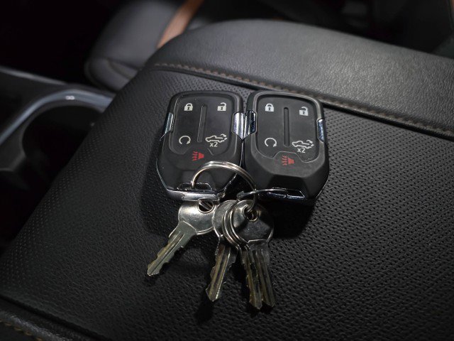 Used 2023 GMC Sierra 3500 AT4 w/ Gooseneck/5TH Wheel Package image 45