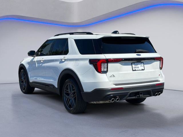 Certified 2025 Ford Explorer ST AWD/4WD image 3