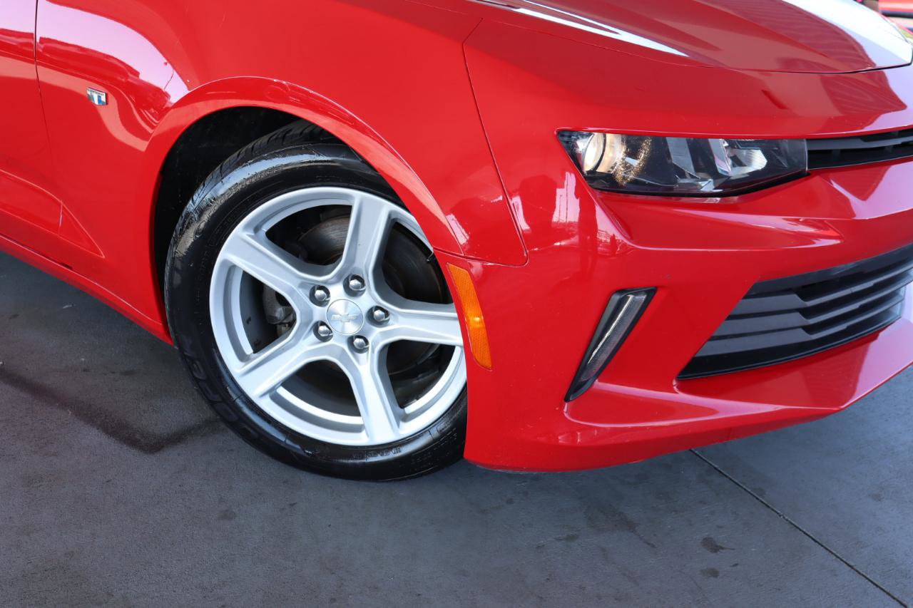 Used 2017 Chevrolet Camaro LT image 4