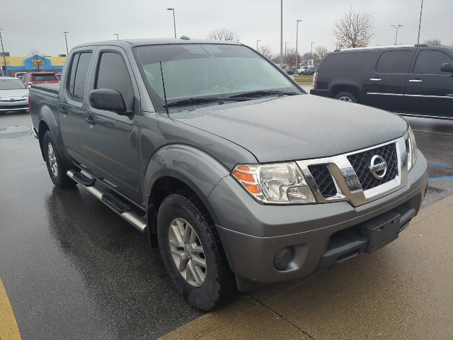 Used 2018 Nissan Frontier SV image 3