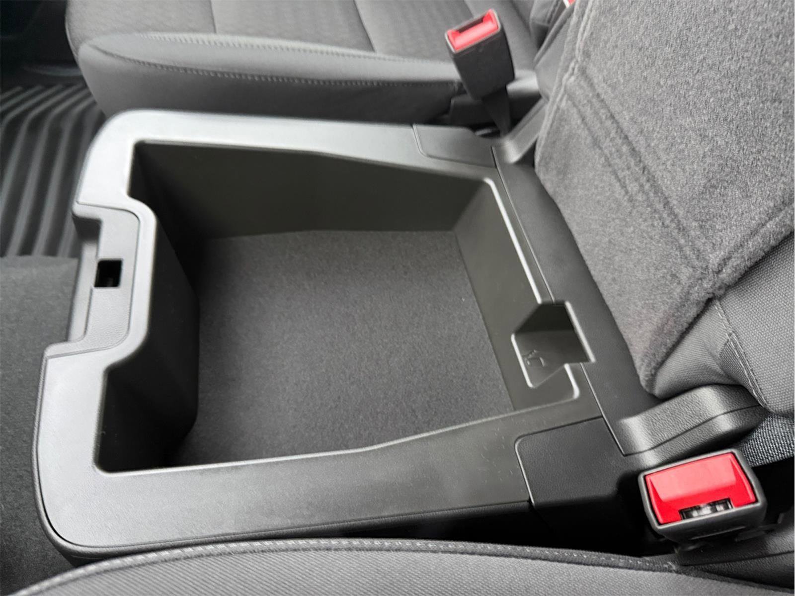 New 2026 GMC Sierra 1500 SLE w/ Preferred Package image 13