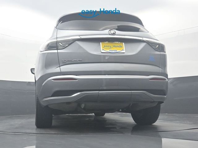 Used 2023 Buick Enclave Avenir w/ Avenir Technology Package AWD/4WD image 31