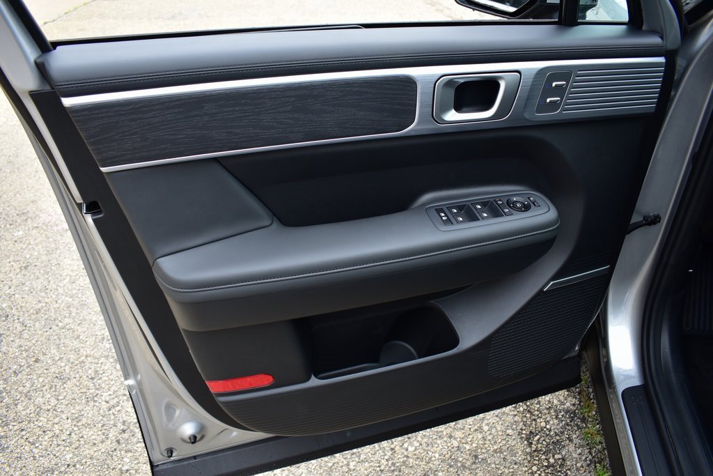 New 2025 Hyundai Santa Fe Limited image 14