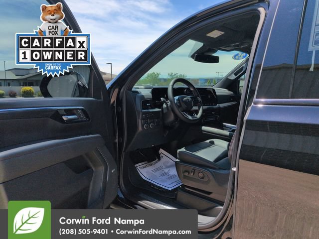Used 2025 Chevrolet Tahoe RST w/ Comfort Package AWD/4WD image 9