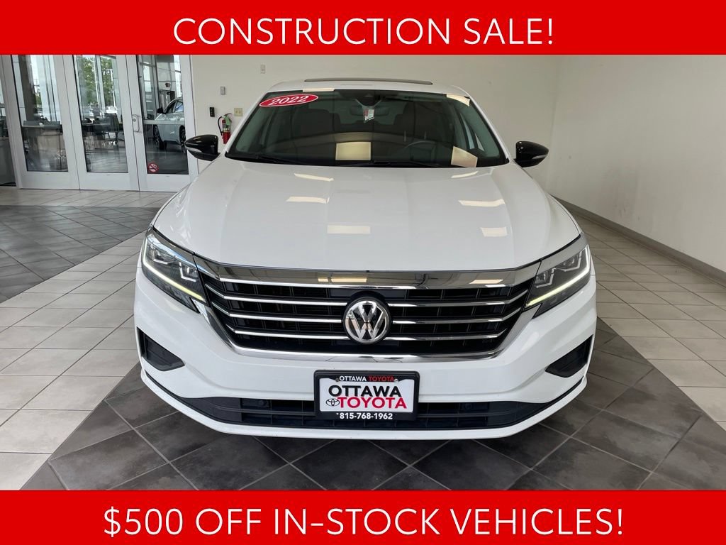 Used 2022 Volkswagen Passat 2.0T FWD image 4