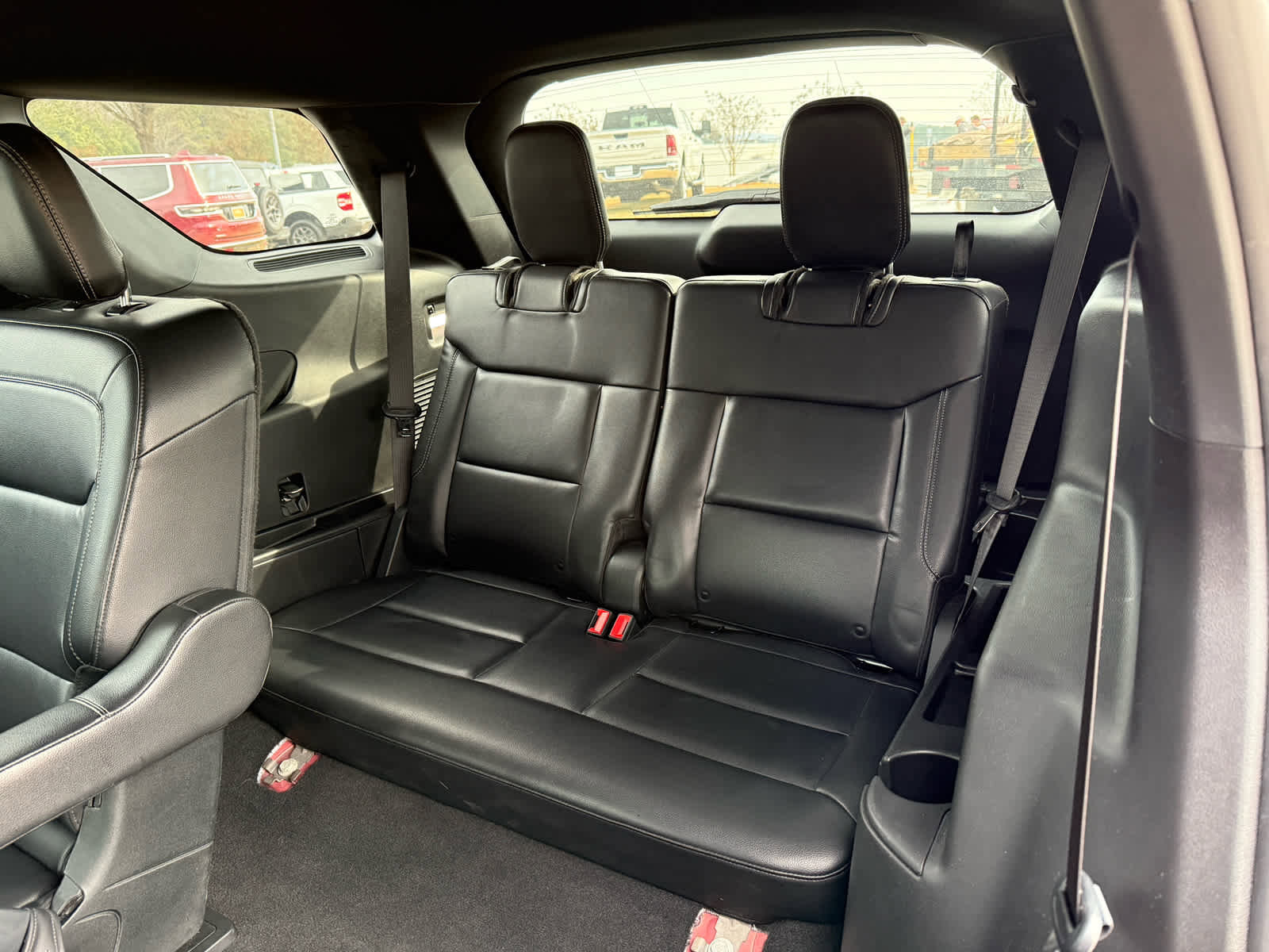 Used 2020 Ford Explorer XLT w/ Equipment Group 202A image 30