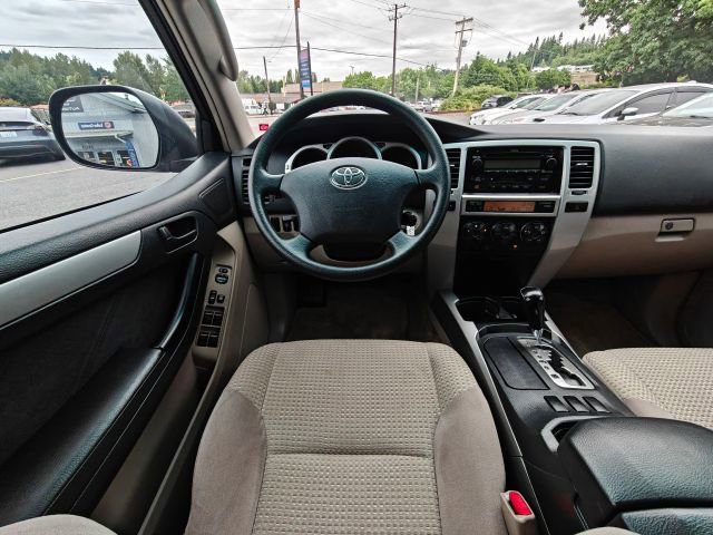 Used 2005 Toyota 4Runner SR5 RWD image 11