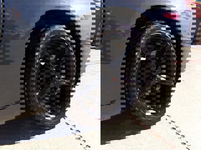 Used 2012 Chevrolet Corvette Convertible image 11