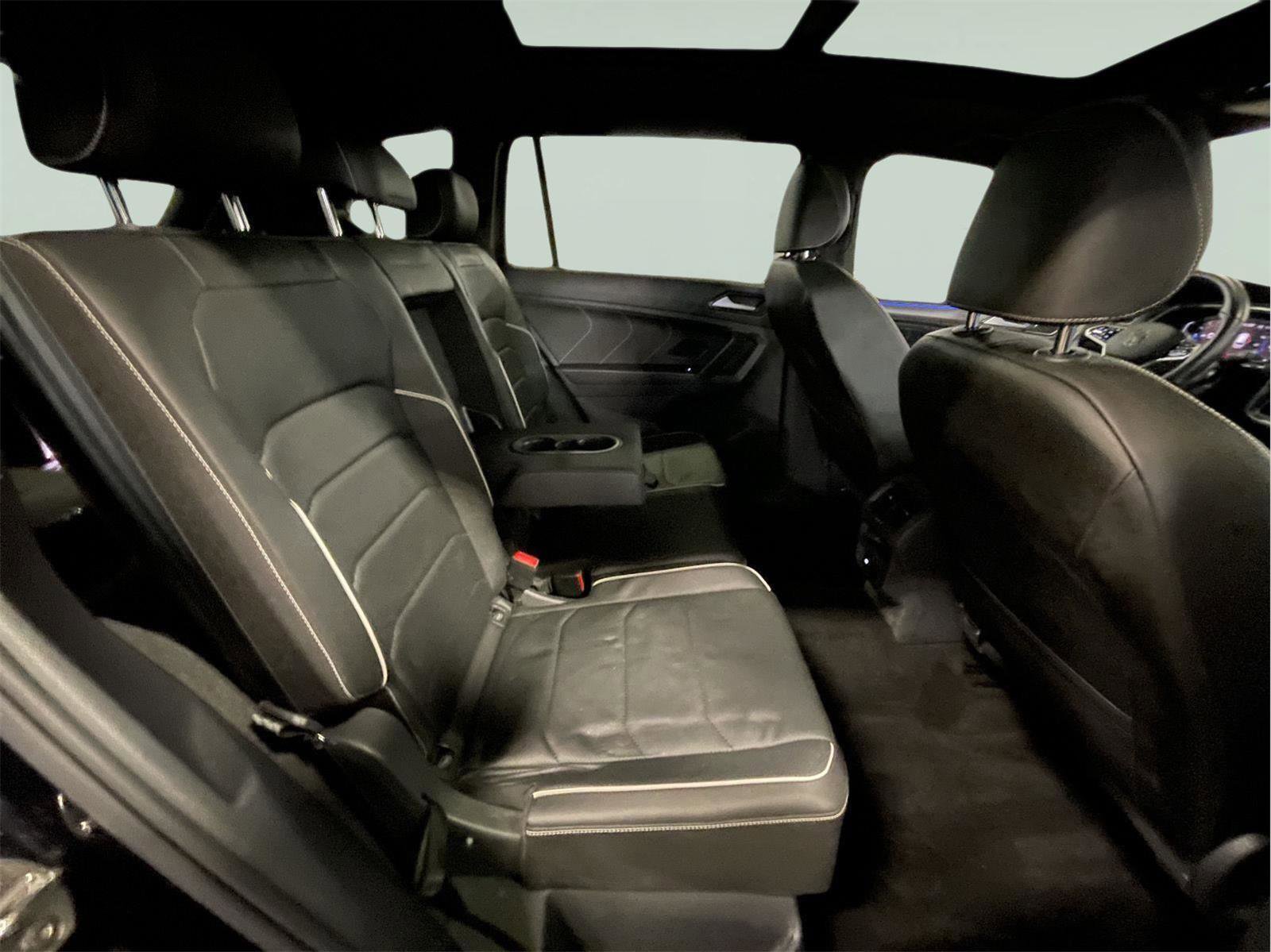 Used 2023 Volkswagen Tiguan SEL R-Line image 20