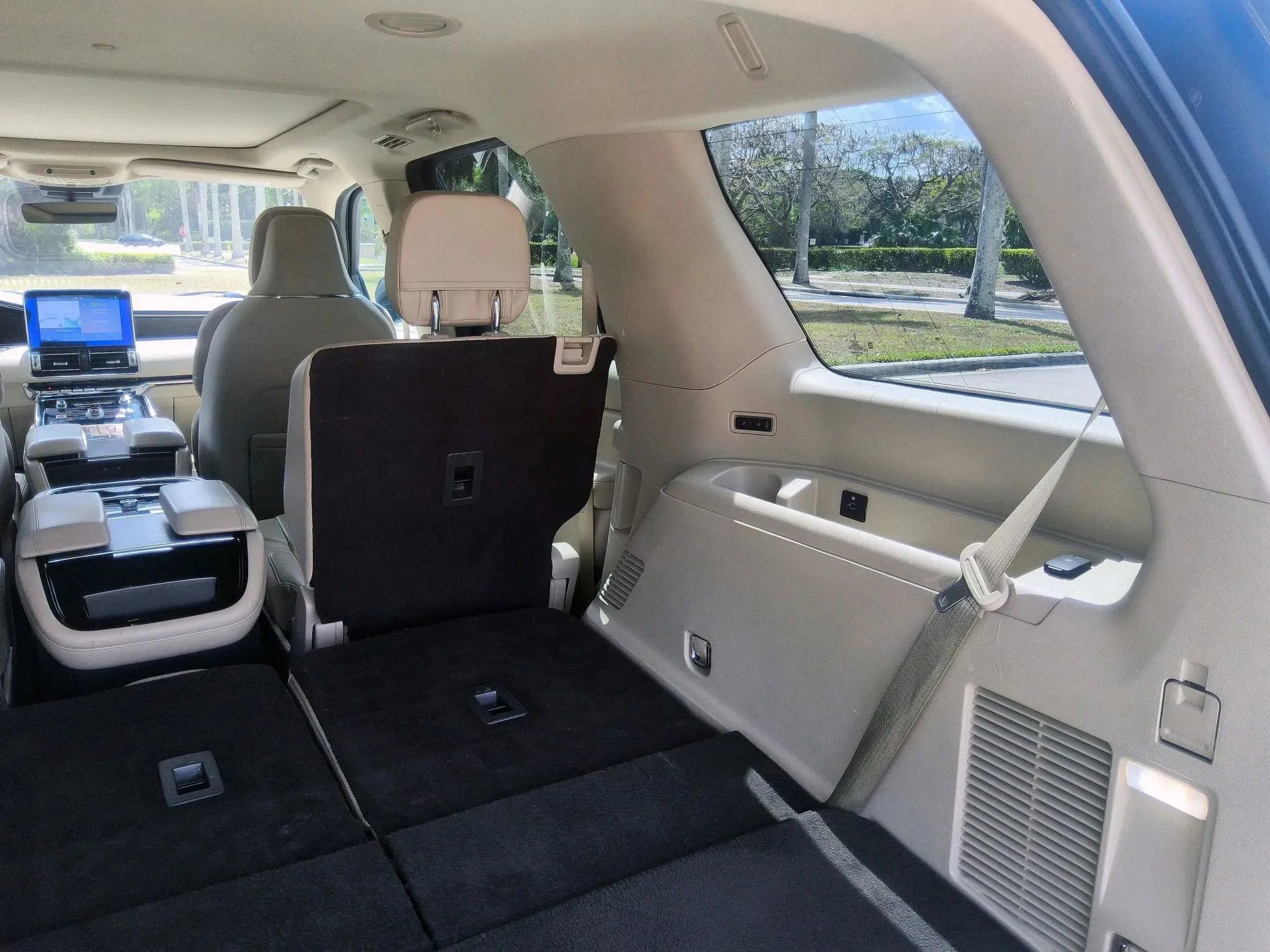Used 2020 Lincoln Navigator Reserve w/ Equipment Group 201A Reserve RWD image 61