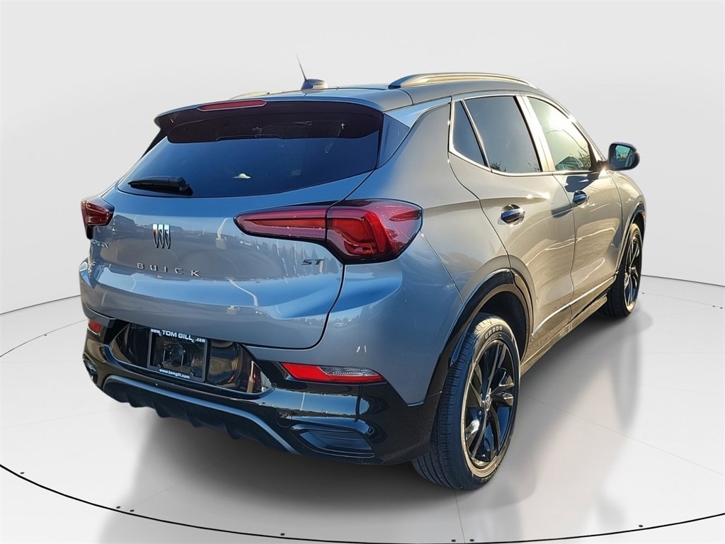 Used 2024 Buick Encore GX Sport Touring image 4