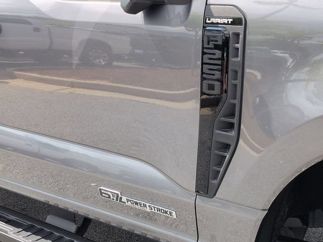 Used 2025 Ford F250 Lariat w/ Lariat Ultimate Package AWD/4WD image 12