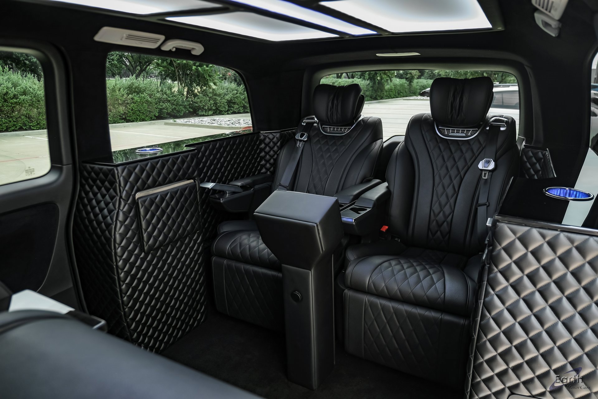 Used 2023 Mercedes-Benz Metris Passenger image 3