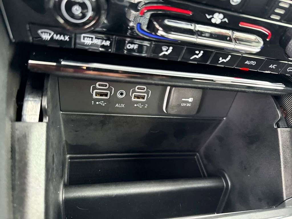 Used 2024 Jeep Grand Cherokee L Limited image 40