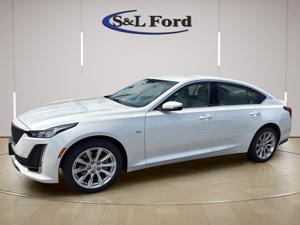 Used 2024 Cadillac CT5 Luxury AWD/4WD image 2