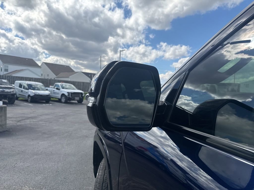 Used 2022 Toyota Tundra Platinum w/ Advanced Package image 21