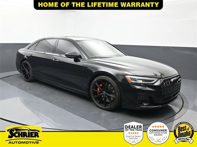 Used 2024 Audi S8 image 7